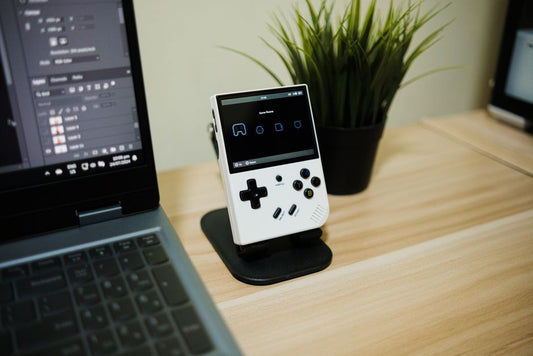 retro handheld buying guide australia 2025 - budget retro handhelds retro gaming handheld console by Lumerk